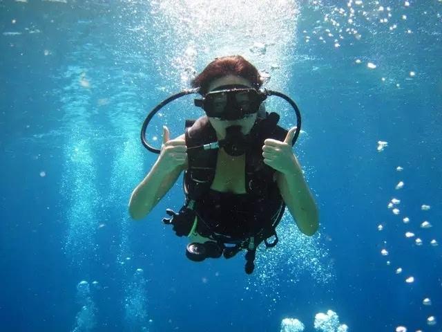 海军蓝