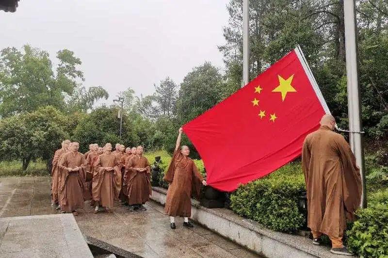 了解雨刷器里有水但操作时不出水是什么原因?,解决你的困惑